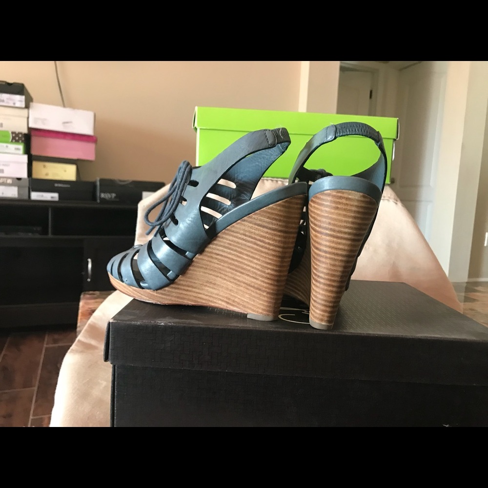 Cole Haan - Picture 5 of 5